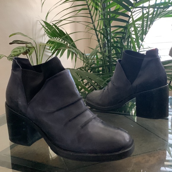 🔥1/2 OFF SUMMER SALE🔥 iXOS Italian Ankle Boots - Absolutely Stunning - Picture 8 of 16